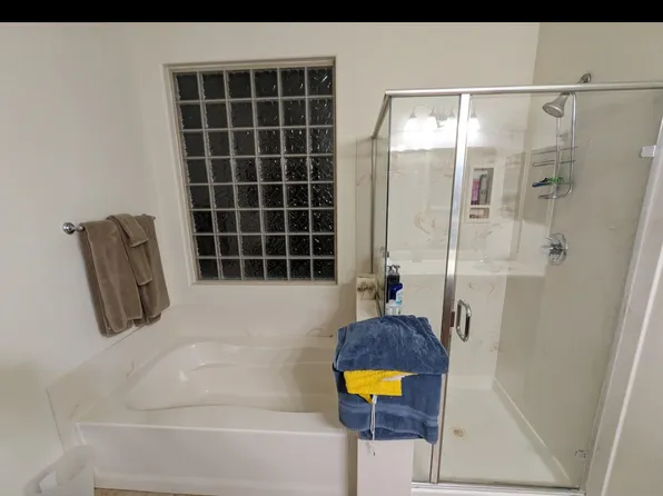 5380 Alden Glen Dr, Las Vegas, NV 89135