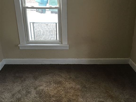 2nd image of 2416 E Dartmouth Ave