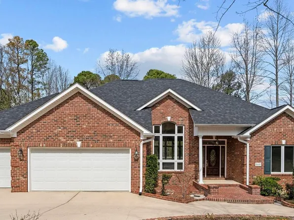 865 Diamondhead Drive S, Pinehurst, NC 28374