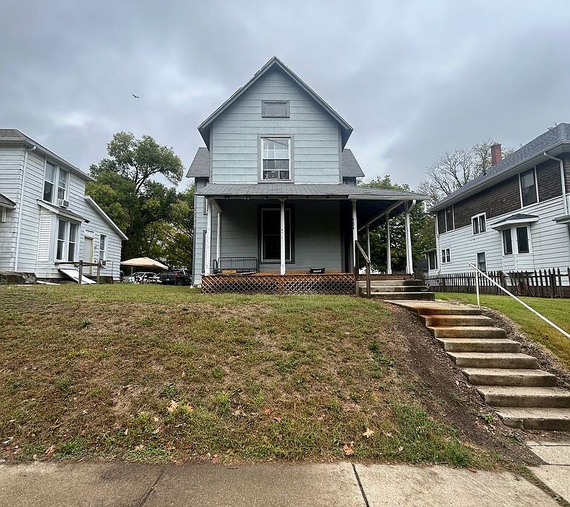 1st image of 106 W Lutz Ave