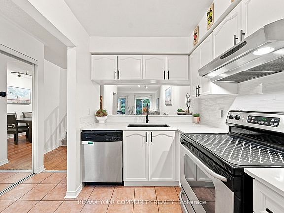5th image of 210 Manitoba St #11