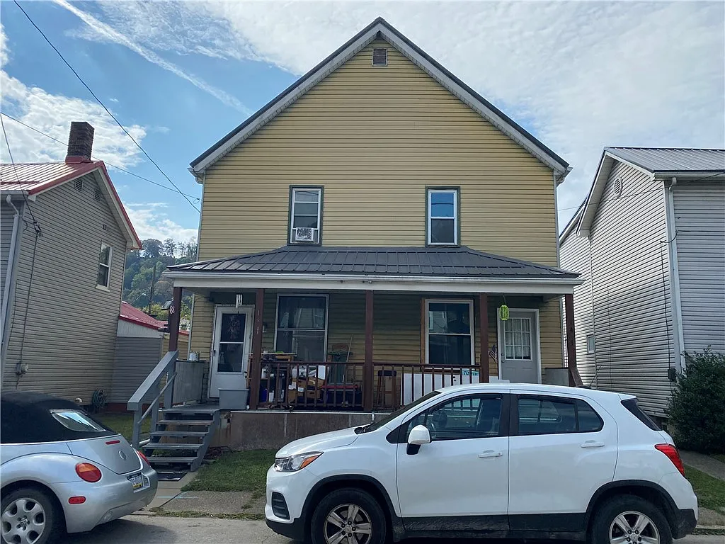1411 Orr Ave photo 1