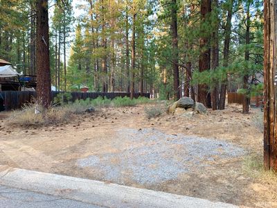 1297 Champlain Dr, South Lake Tahoe, CA, 96150