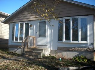 1611 Ridgeway Ave, Round Lake Beach, IL 60073