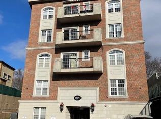 3871 Amboy Rd #2B, Staten Island, NY 10308