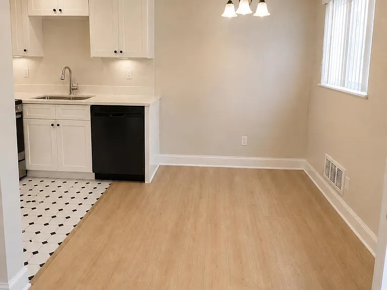 Connie Jean Apartments — Photo 6