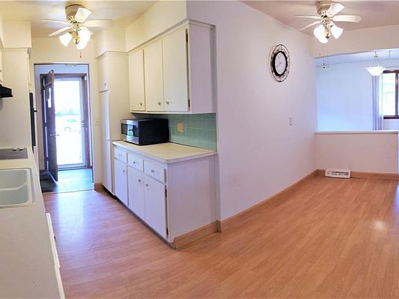 5th image of 883 E Parkleigh Dr