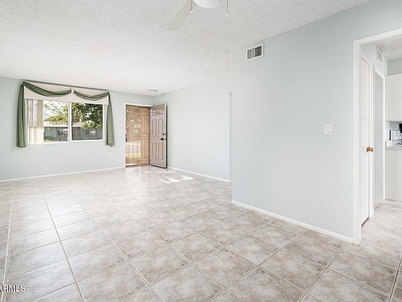 3rd image of 13210 N 109TH Avenue