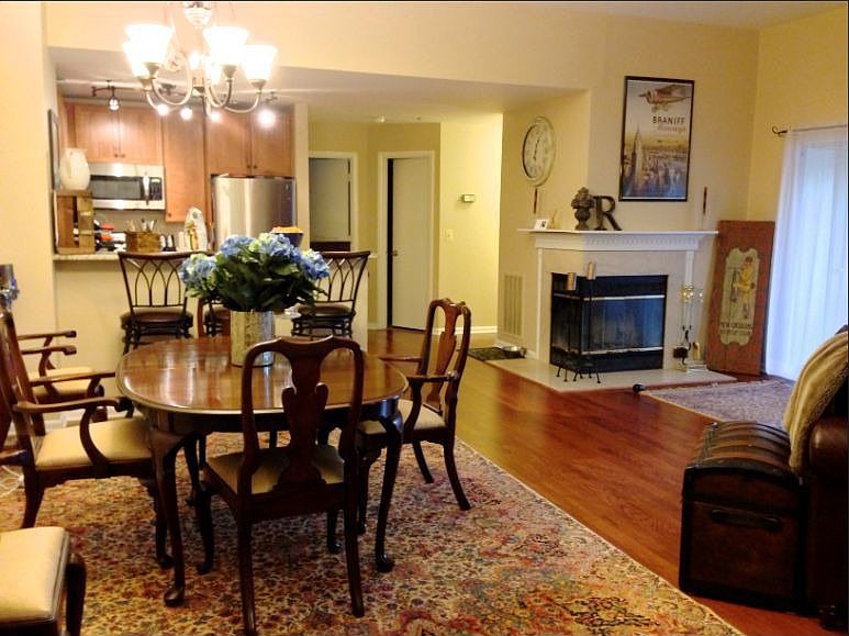 1st image of 10J Hearthstone Ct