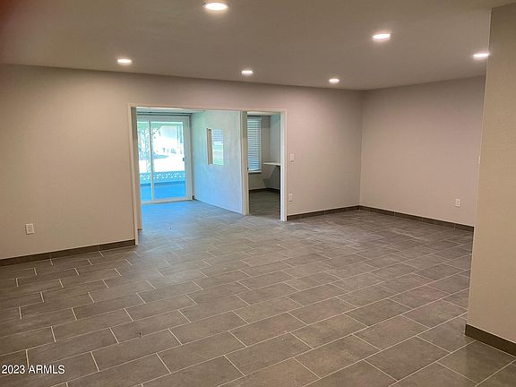 2nd image of 10636 W Roundelay Cir