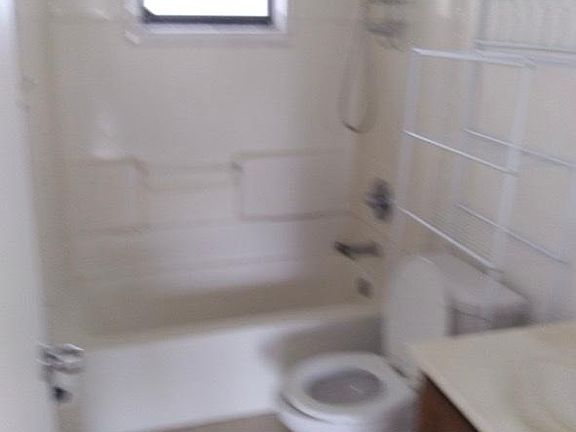 3rd image of 993 SW Cecil Ln