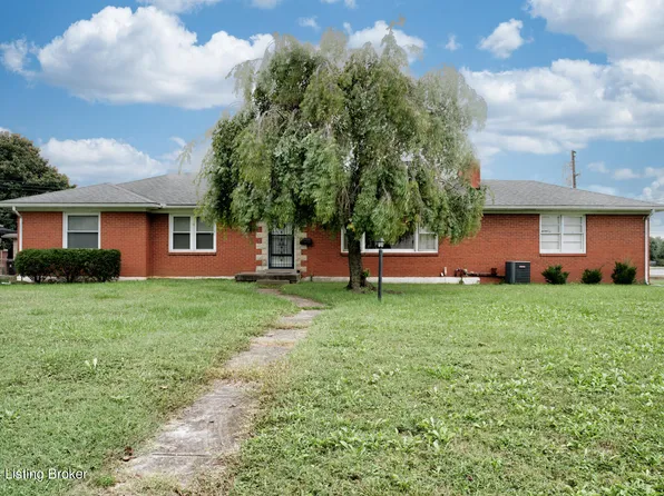 2200 Paris Dr, Louisville, KY 40218