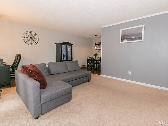 2nd image of 10459 Des Moines Memorial Dr S APT S403