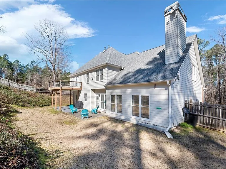 3010 Lakeside Ct — Photo 18