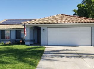 2392 W Buena Vista Dr, Rialto, CA 92377