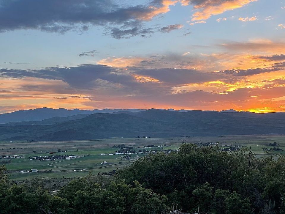 views west over Kamas
