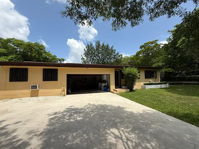 1545 Mantua Ave — Photo 31