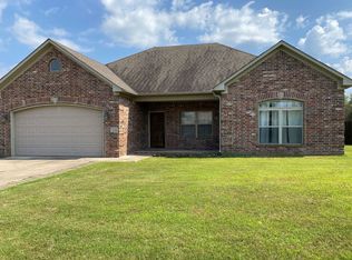 400 Ashford Dr, Russellville, AR 72802