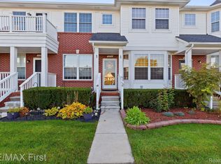 53758 Traditional Dr #65, New Baltimore, MI 48051