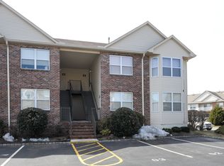 1 Frankie Ln, East Hanover, NJ 07936