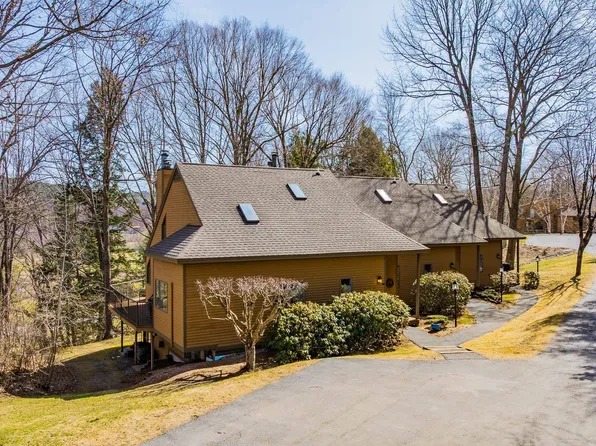 1140 Murphys Road #6C, Hartford, VT 05059