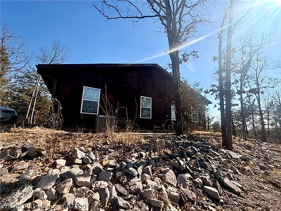 5th image of 2597B Brewer Rd