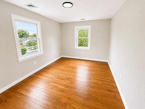 5th image of 110 Scheerer Ave Floor 3