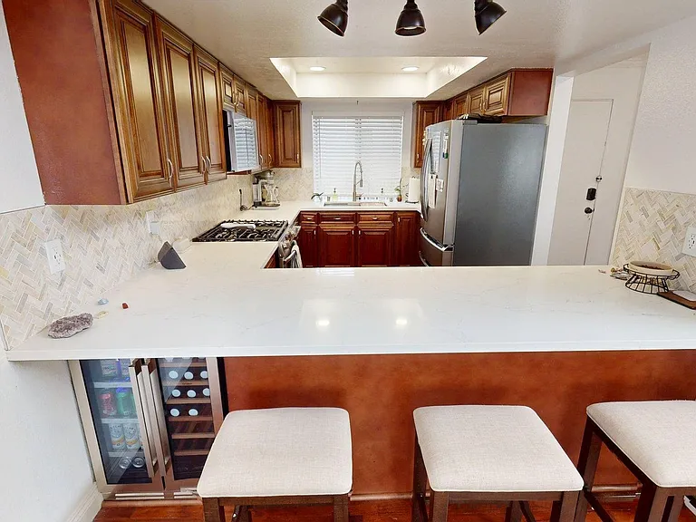 5123 Longfellow Way — Photo 9
