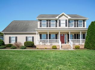 560 Dry Meadow Rd, Mcgaheysville, VA 22840