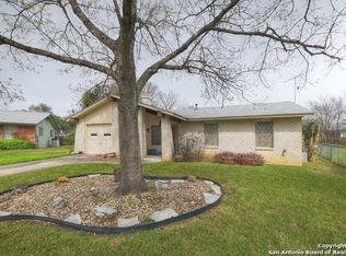 102 Ash Dr, Converse, TX 78109