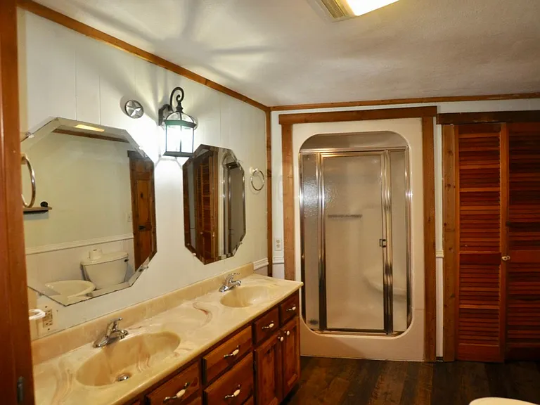1000 Pritchard Ln — Photo 12