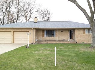 2143 Briar Ln, Burton, MI 48509