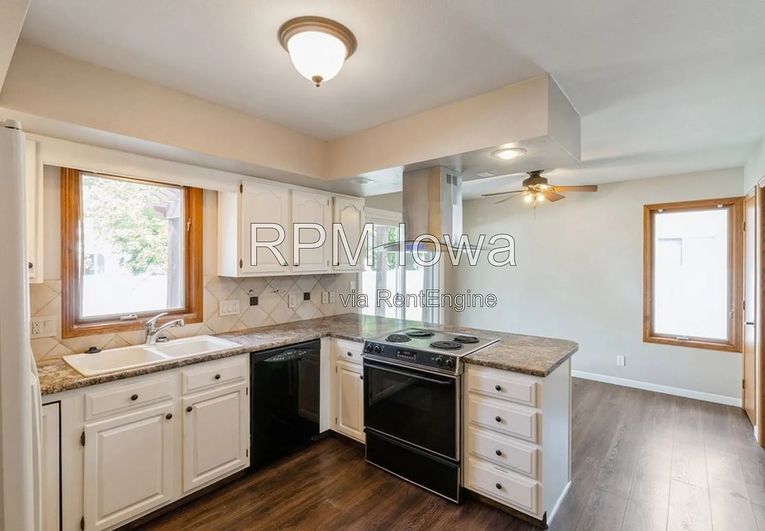 4 bed, 3.5 bath, 2137 sqft, $2,195 — Photo 4