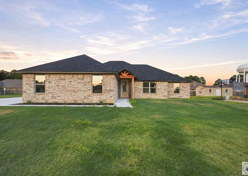 1st image of 18 Pecos Pl