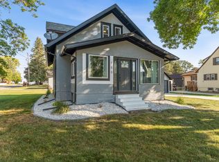 100 2nd St NE, Plato, MN 55370