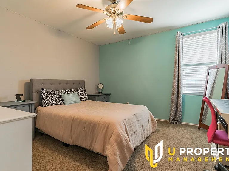 1515 Harvest Crossing Dr — Photo 21