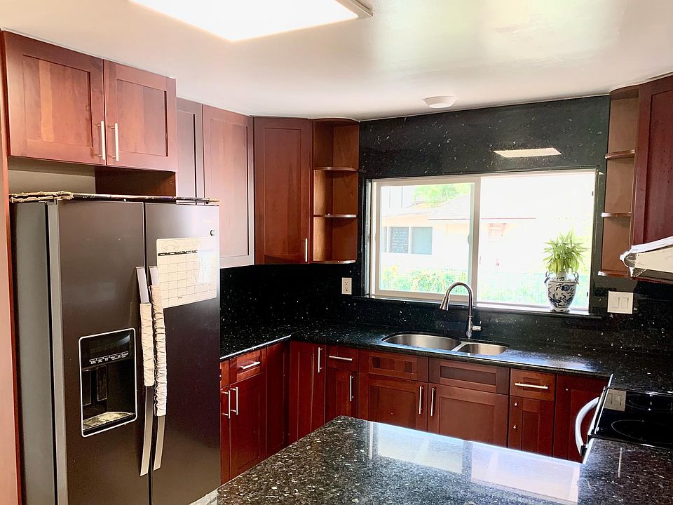 1st image of 1309 Haloa Dr #2