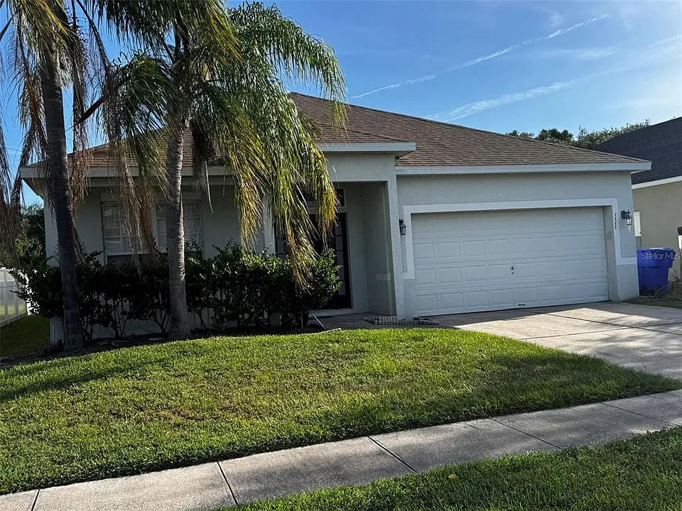 1111 Hacienda Cir