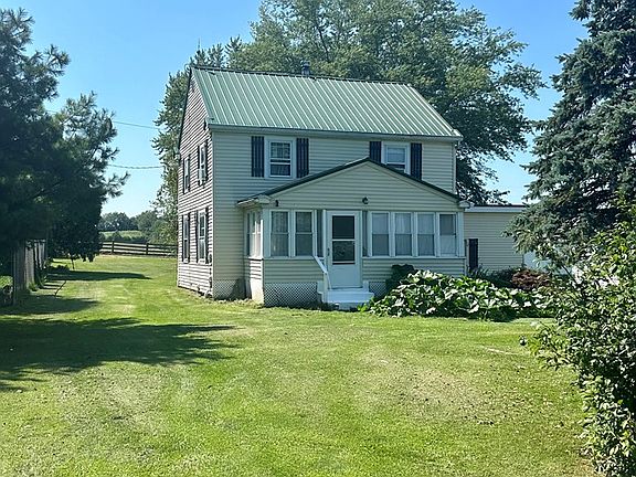 2nd image of 1194 Township Road 1253