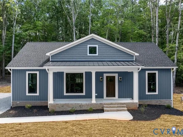 227 Oak Run Rd, Clarksville, VA 23927