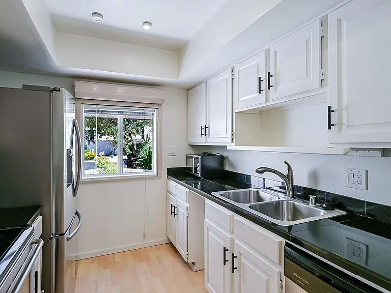 7853 E Pleasant Run — Photo 10