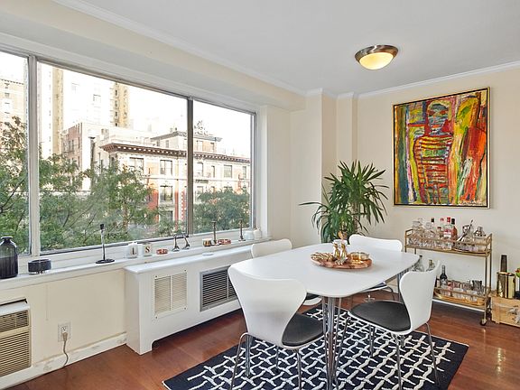 3rd image of 400 Central Park W #W5