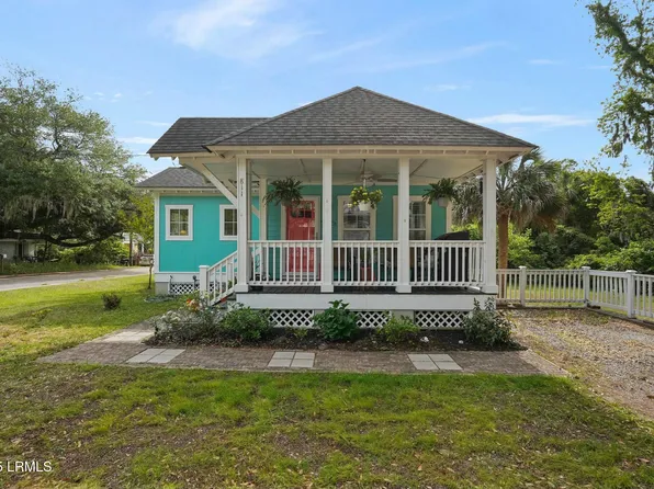 811 Harrington St, Beaufort, SC 29902