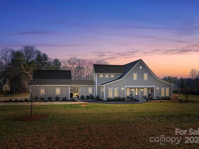 347 Ballenger Rd, Flat Rock, NC, 28731