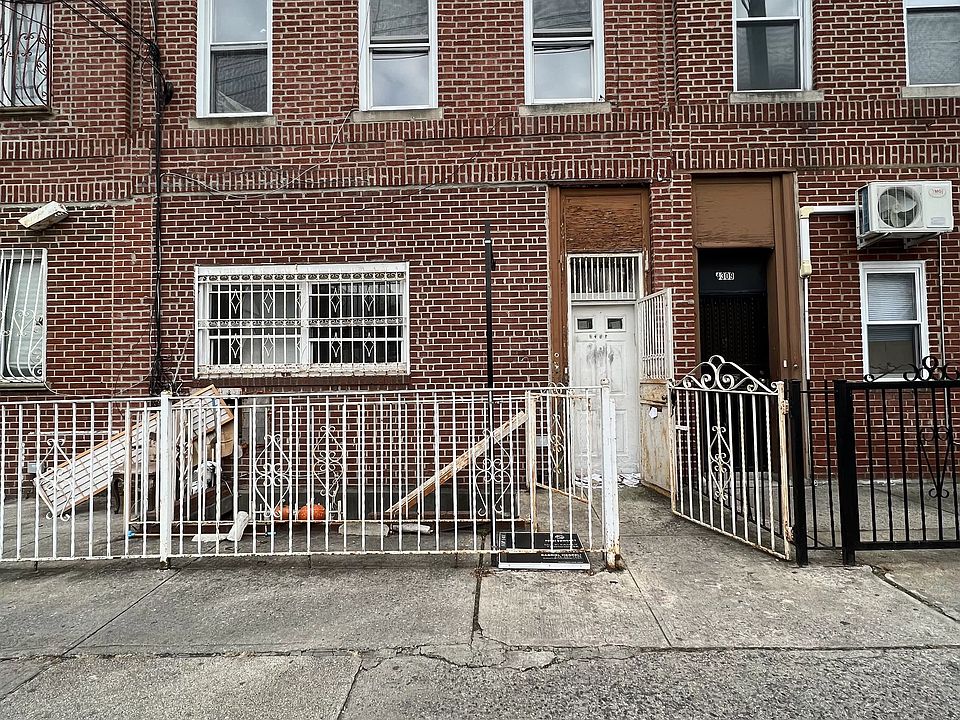 1st image of 4305 10th Ave #Bld
