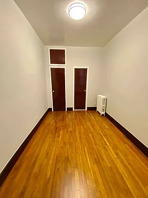 Rented by Bohemia Realty Group | media 10