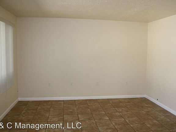 4th image of 1720 Atrisco Dr NW APT 14