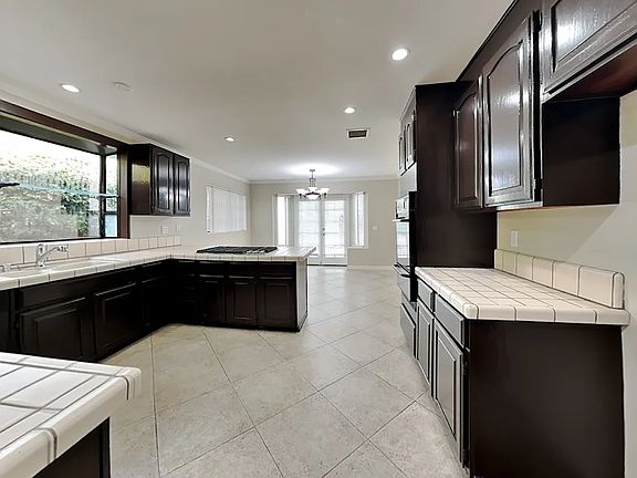 5th image of 223637 Happy Valley Dr
