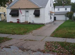 14712 Grapeland Ave, Cleveland, OH 44111