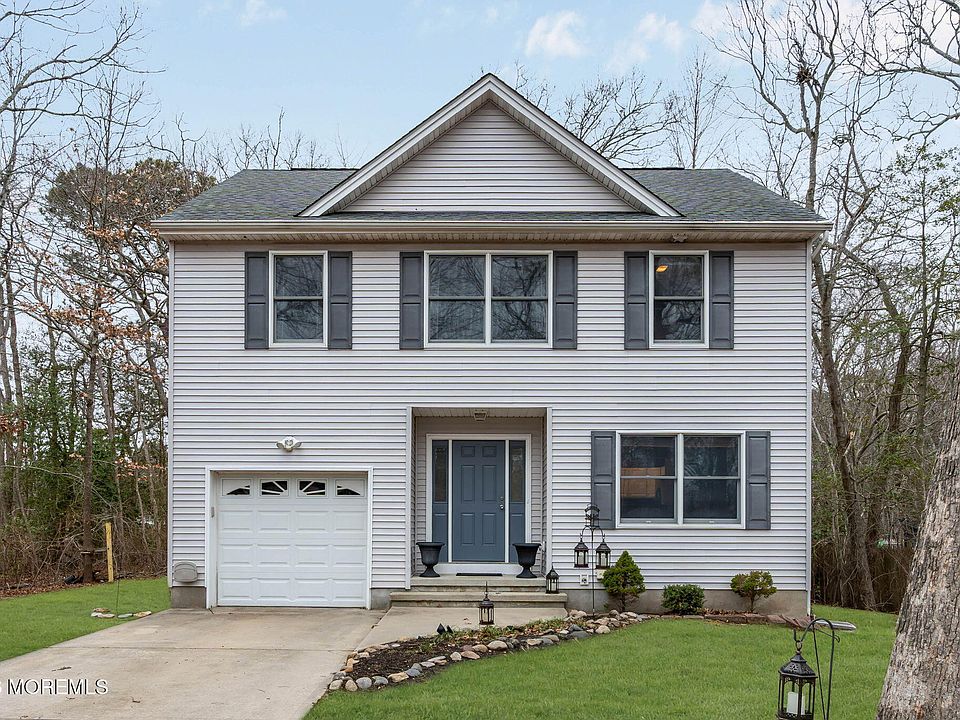1st image of 9 Forecastle Way
